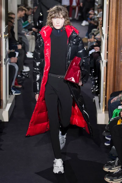 Look 38